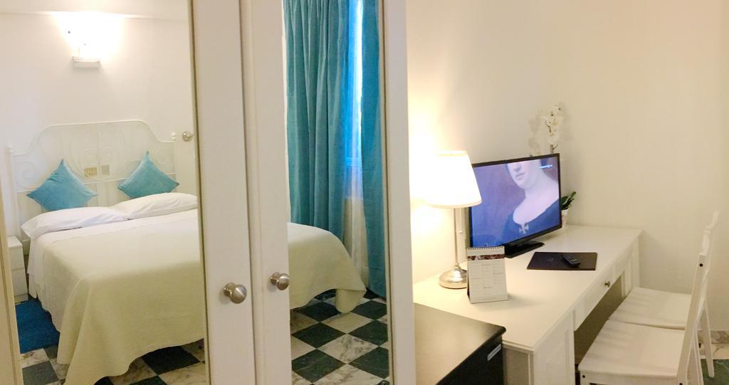 Albergo Hotel Raffaello Urbino Bagian luar foto